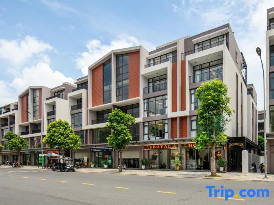 Royal Hotel - Vinhomes Ocean Park 3