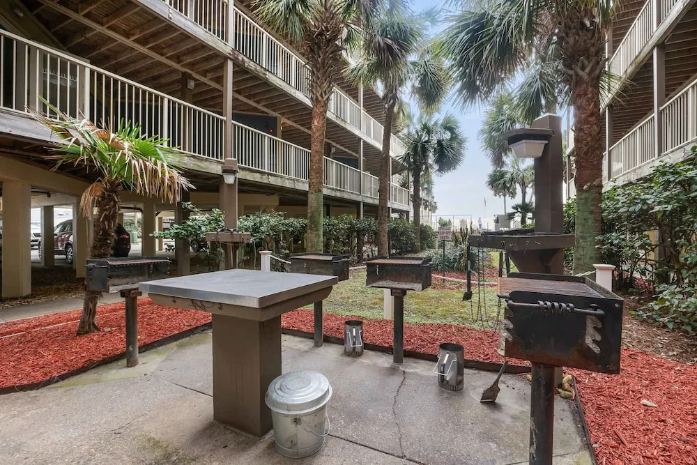 Sandpiper 1C- Stylish Gulf-side Affordable