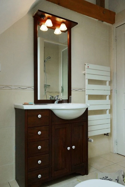 Quiet, 2-bedroom House in Dol-de-bretagne With a hot tub and Furnished