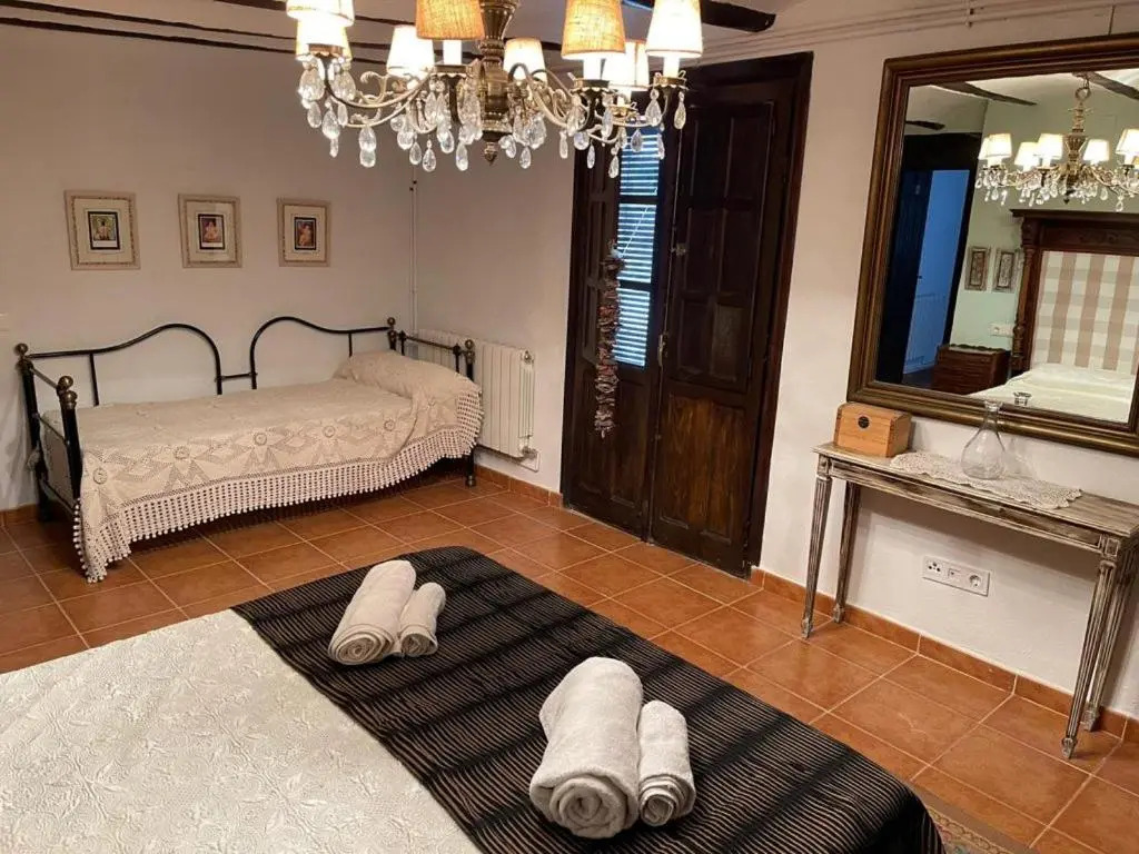 CASA RURAL VICENTA 1750 Alojamiento rural, capacidad hasta 30 personas