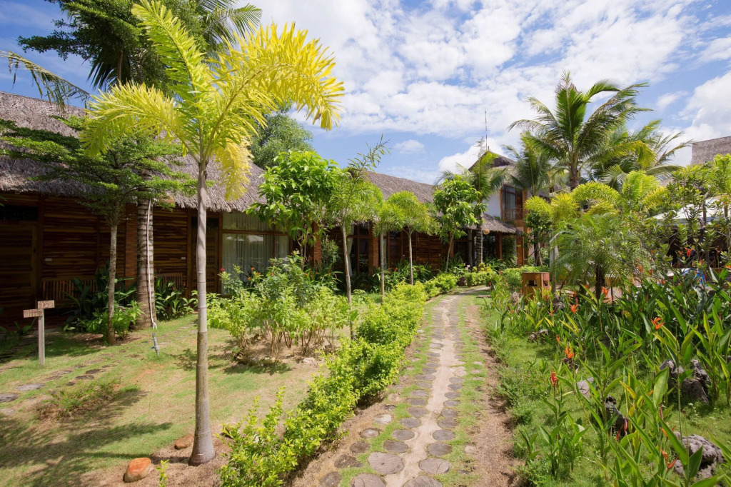 Phu Quoc Dragon Resort & Spa