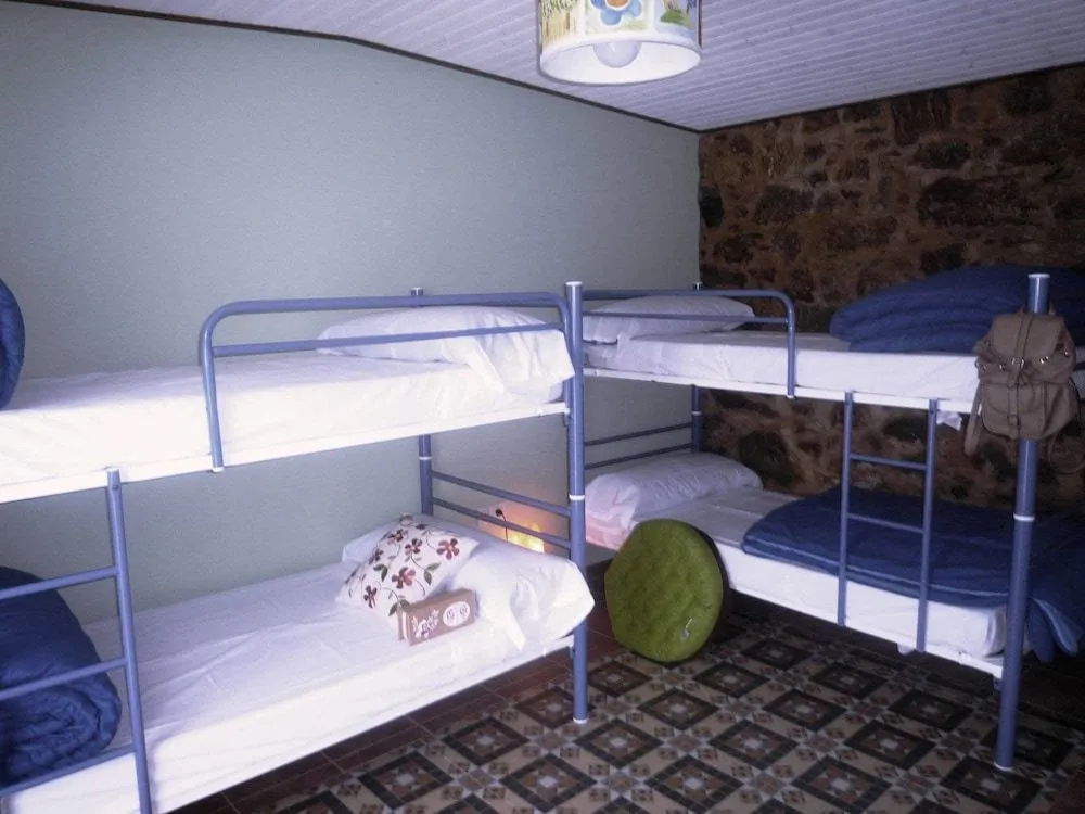 Albergue-Hostel Casa da Gandara