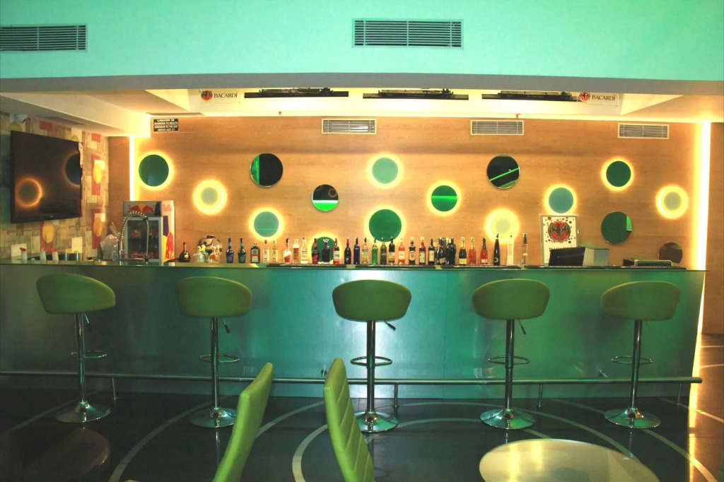 Hotel Grand Residence