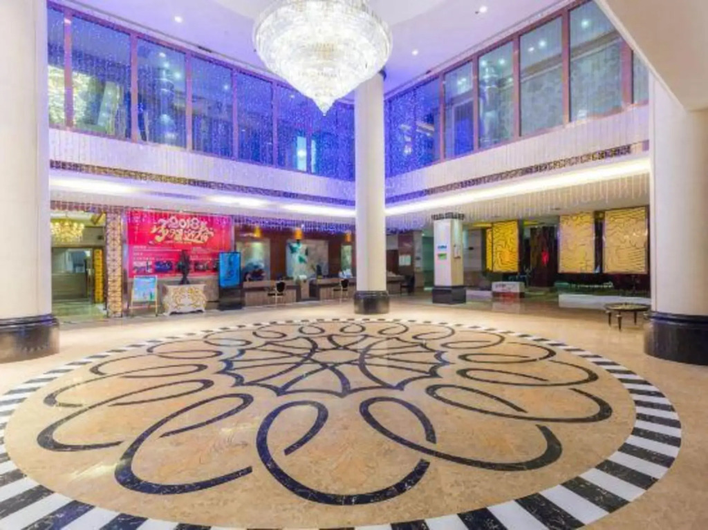 Dongfang Mingzhu Hotel