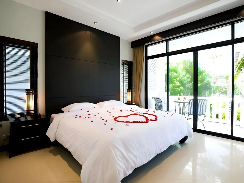Palm Grove Resort, Pattaya