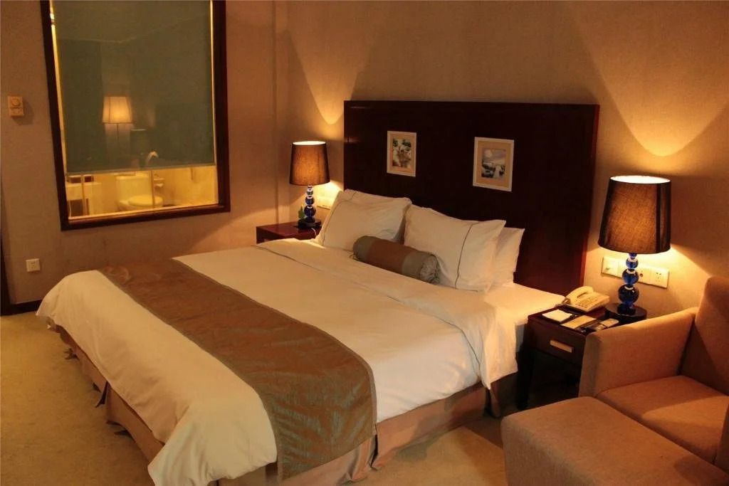 Gold Lake Hotel