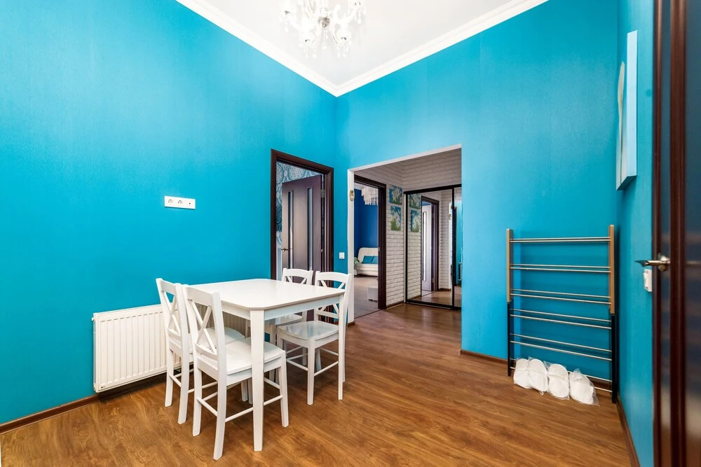 LeonRooms Onilovoy 18-2
