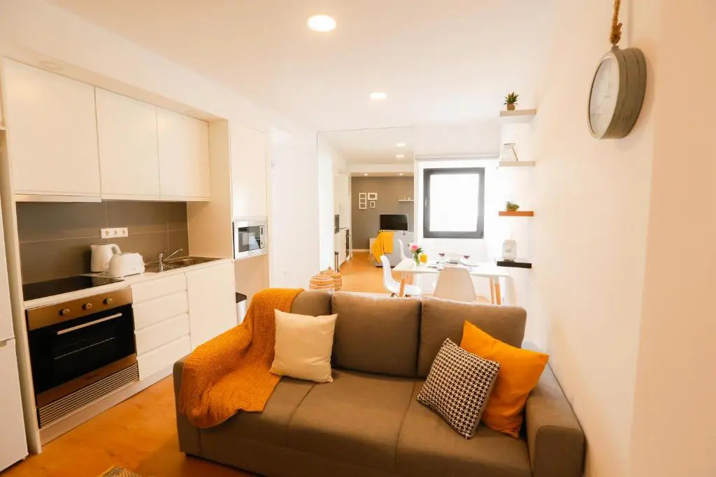 2 Towers Apartment