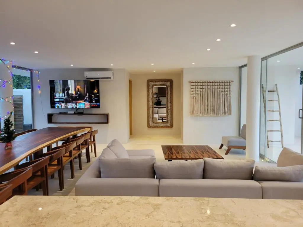 11BR I Hacienda Zalama