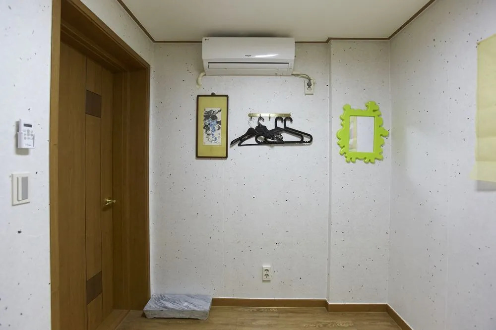 Go Woon Dang Hanok Guest House