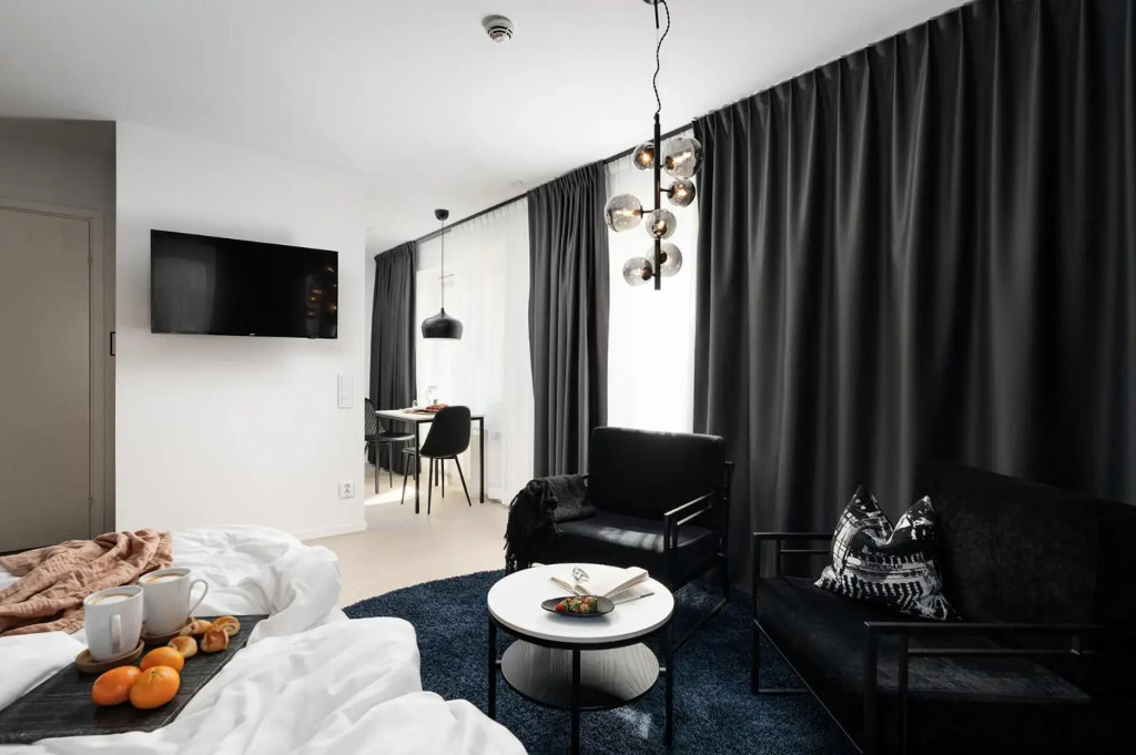 Sky Hotel City Apartments