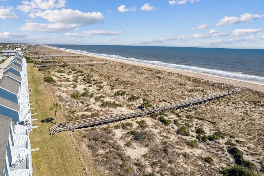 Charming Family Retreat w/ Ocean View Sandpiper Loop - 95076