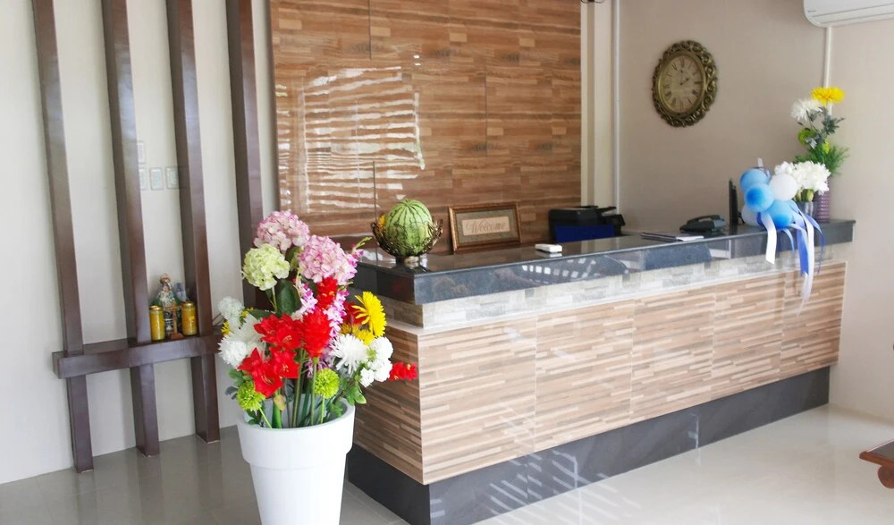 Sea Breeze Hotel