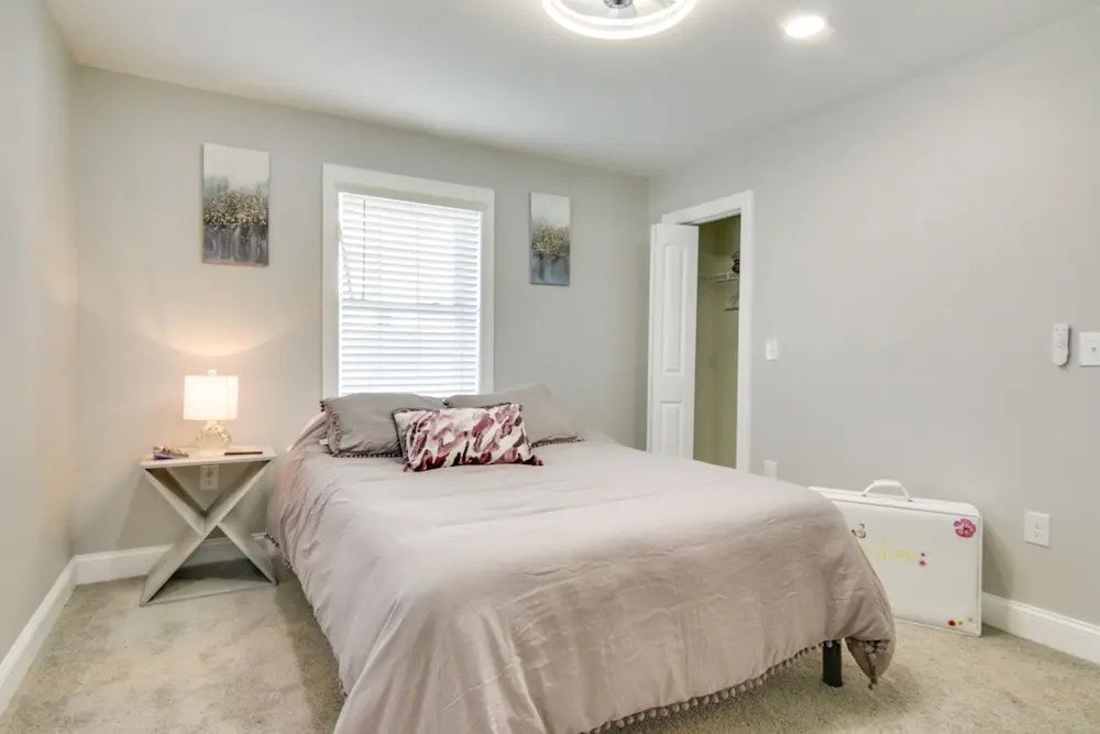 Updated Home - Walk to Salisbury University!