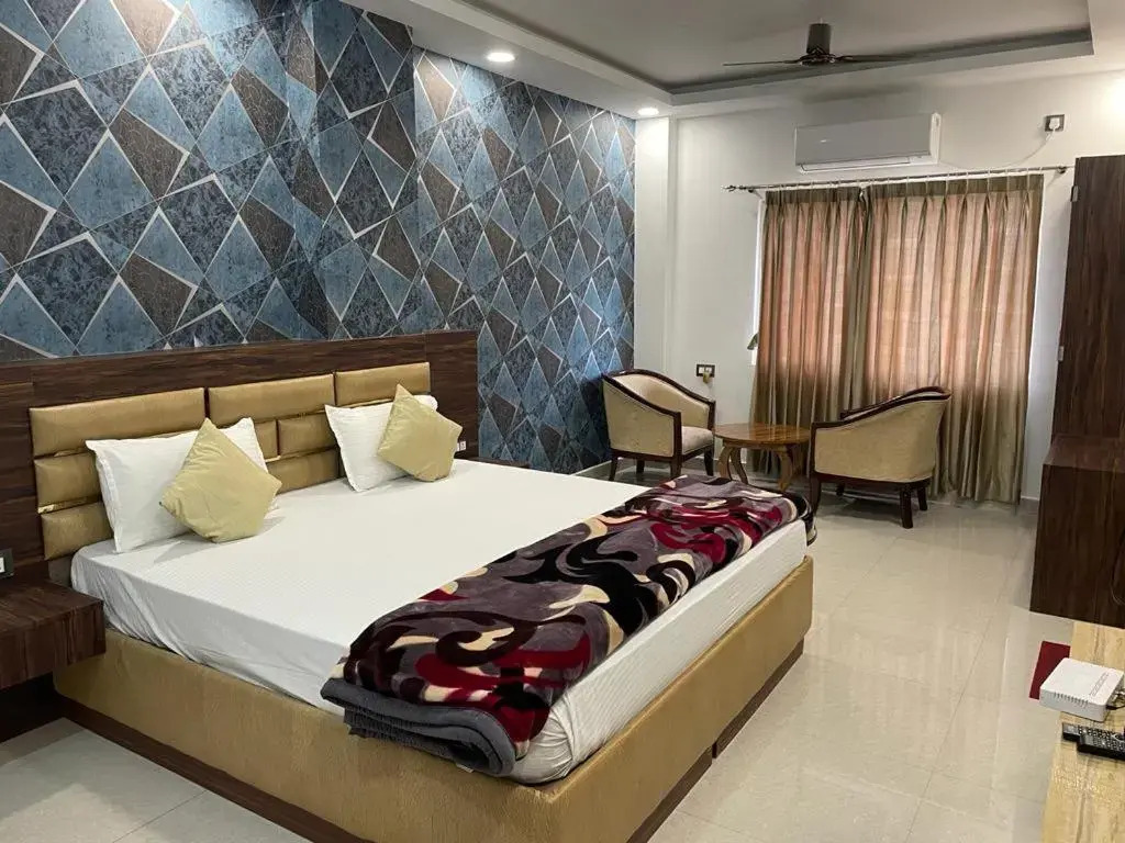 Hotel Shakti & Banquet By WB Inn