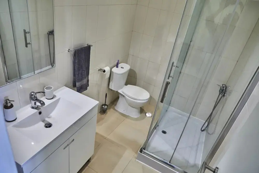 2 Bedroom Apartment Sol de Linda-a-Velha