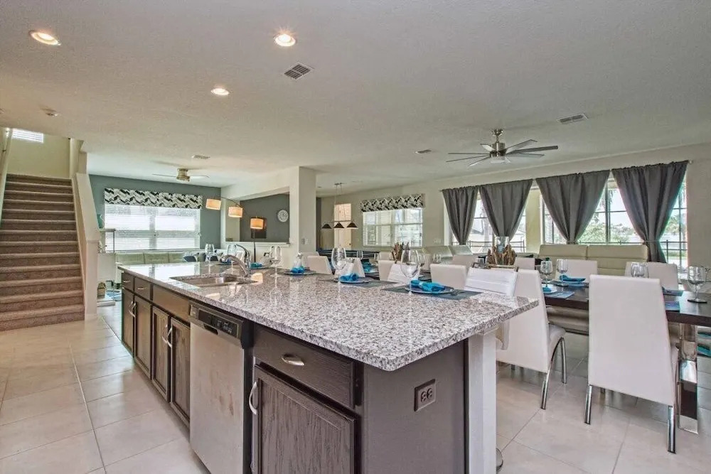 Solara - 9 Bedrooms House W/Pool-8102sa