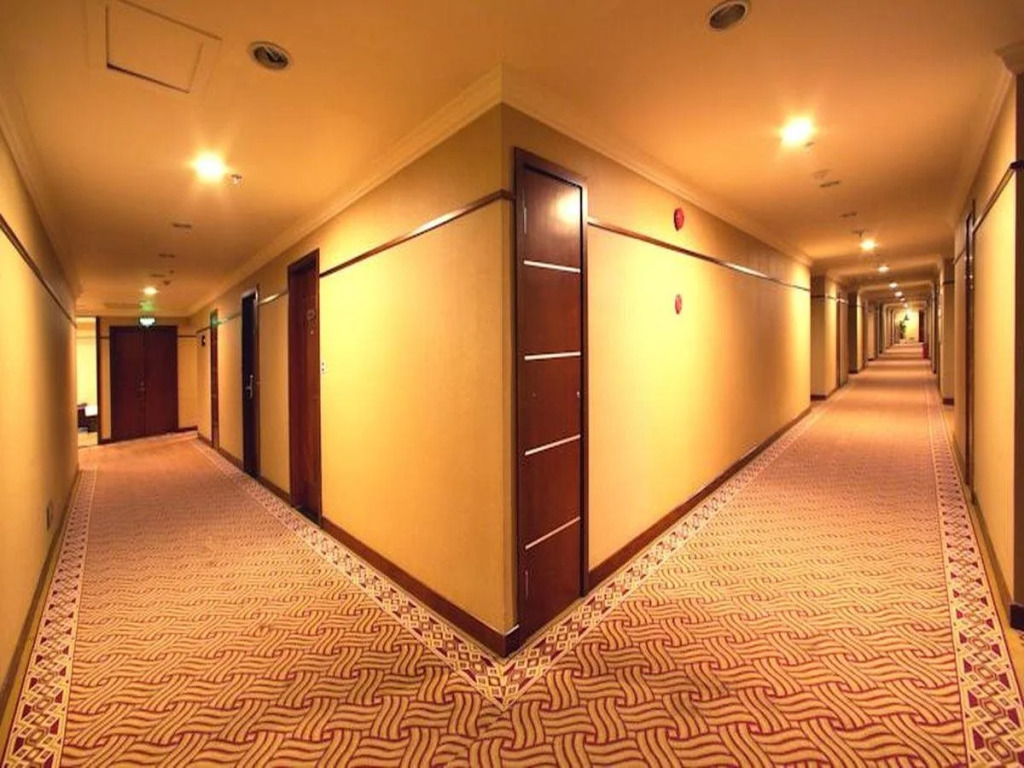 Yashidu Suites Hotel