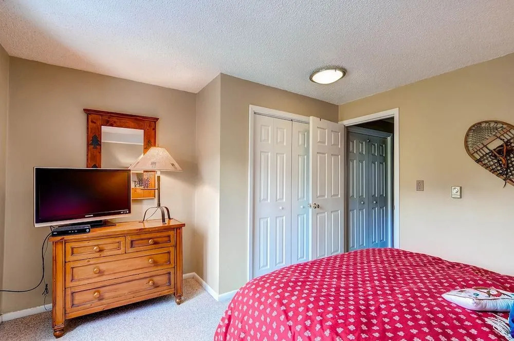 Key Condo 2956