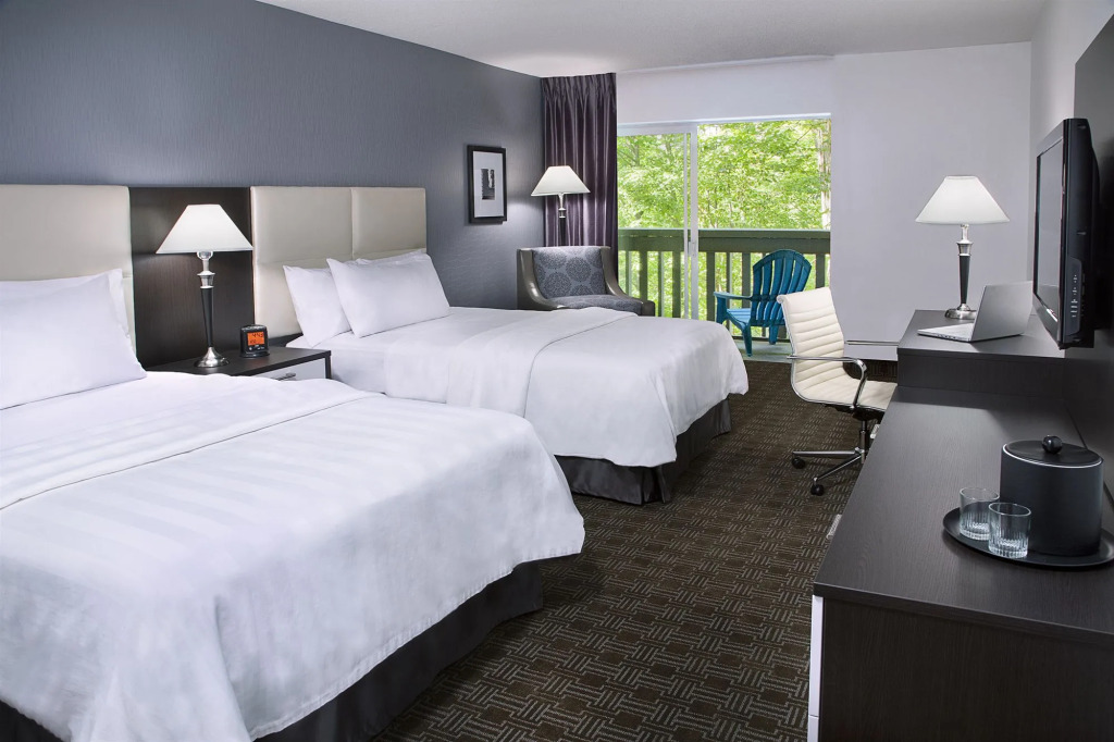 Toronto Don Valley Hotel and Suites