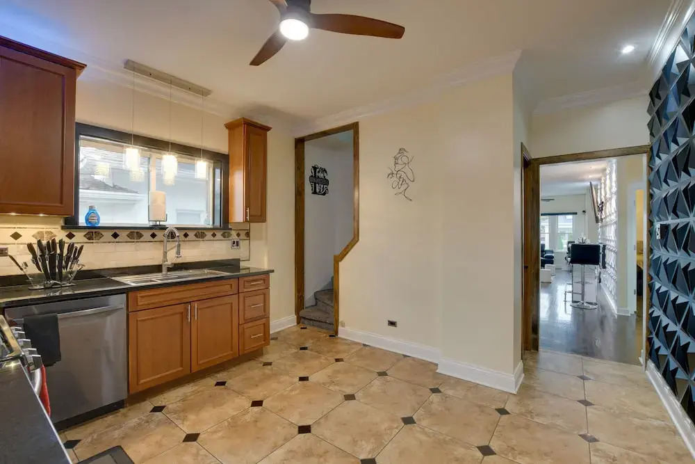 13 Mi to Dtwn Chicago: Maywood Home w/ Fireplace