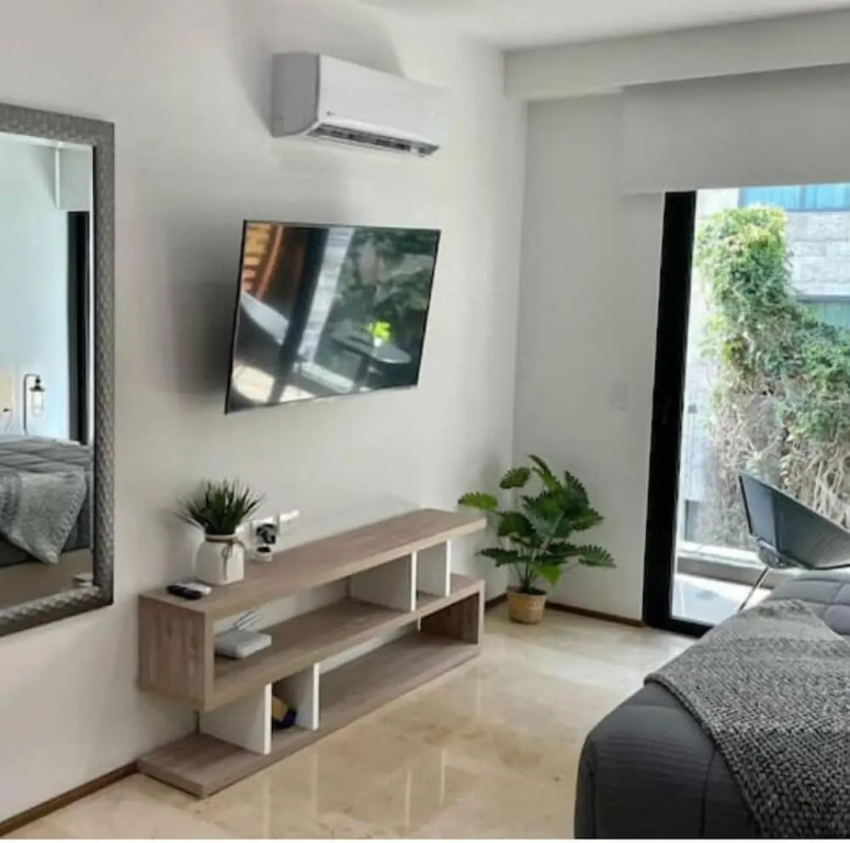 Apartments near 5th Avenue with Rooftop Ocean View