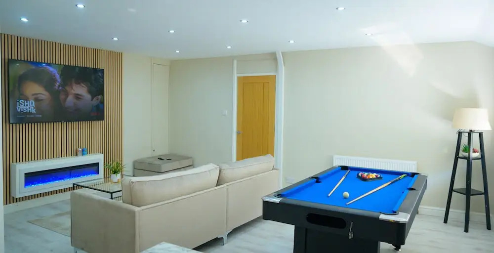 1 Bed House - Sleeps 2 - Parking - Wifi