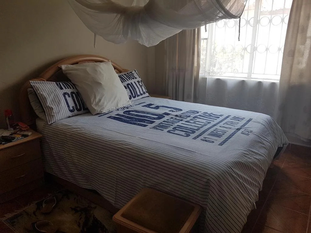 Kaliyangile Guest House