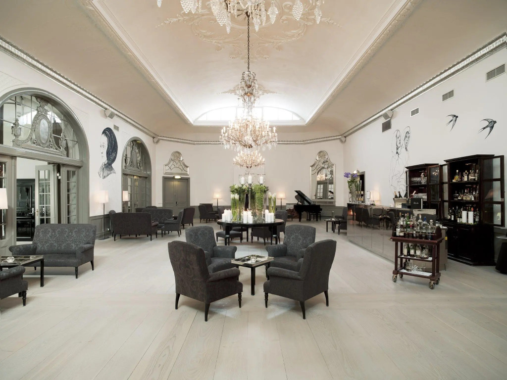 Nimb Hotel