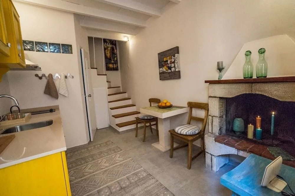 Romantic Maisonette