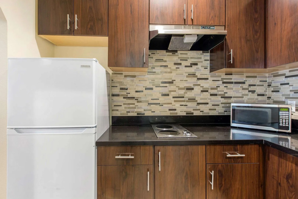 Econo Lodge Inn & Suites Houston Willowbrook