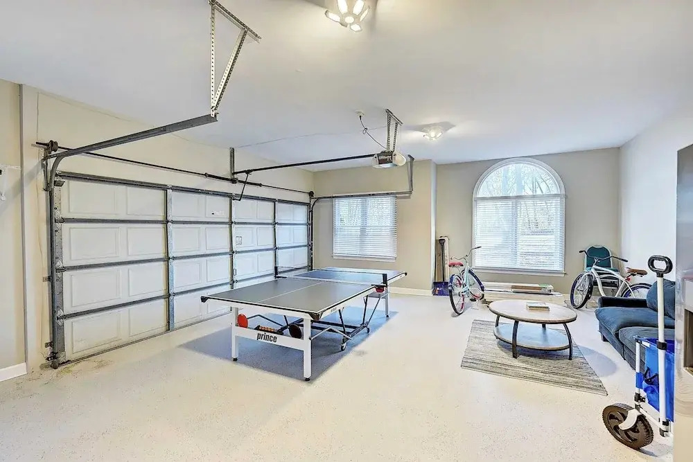 Lakefront Estate Pool + Hot Tub + Dock + Sauna Oasis at Ballycastle