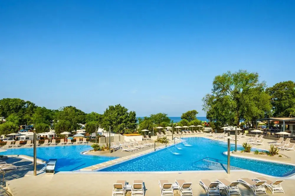 Novigrad Resort Retreat