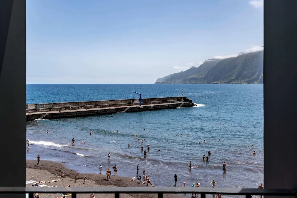 Holiday Home by the Sea, Pipas do Avô - Seixal