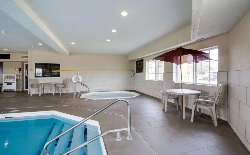 Comfort Inn & Suites Bellevue - Omaha Offutt AFB