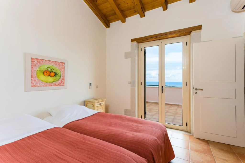 Maroulas Villa Estate