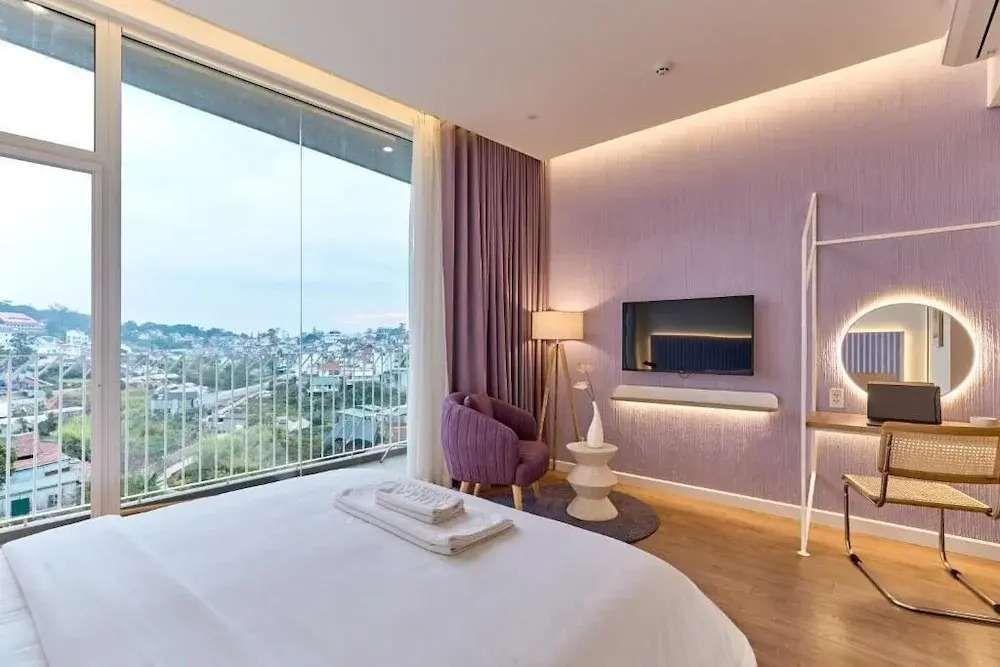 Adela Hotel Dalat