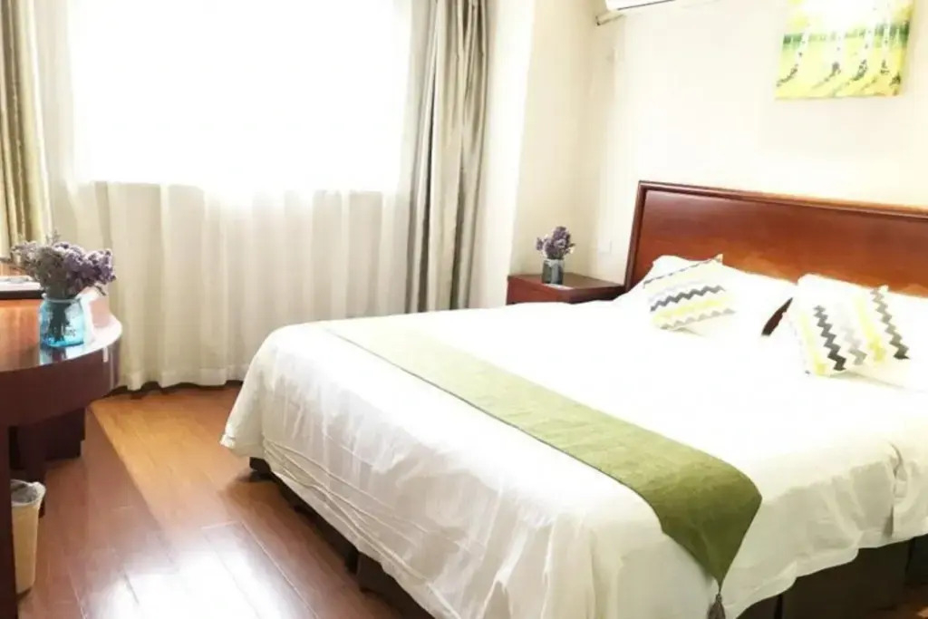 Greentree Inn Middle Fuxing Road Xintiandi Branch