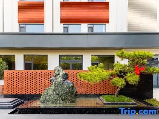 Baili Aishang International Hotel(Qingdao May Fourth Square Olympic Sailing Center Store)