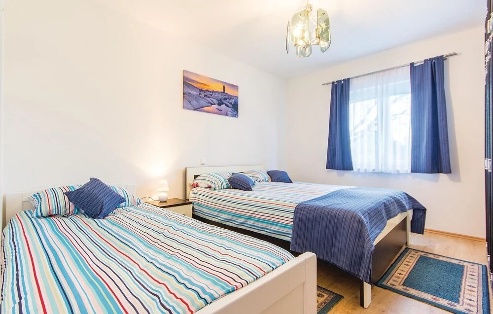 1 Bedroom Lovely Home In Pula