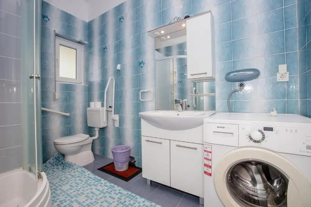 The Apartment is on the Ground Floor - 1 Entire Floor 110 m2