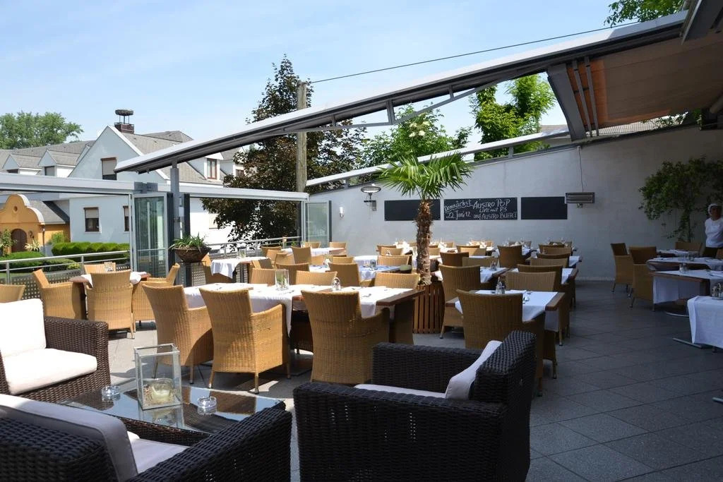 Hotel PANNONIA