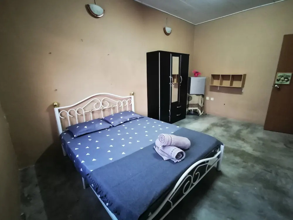 2Coconuts Hostel
