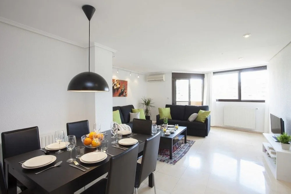 SingularStays Candela V