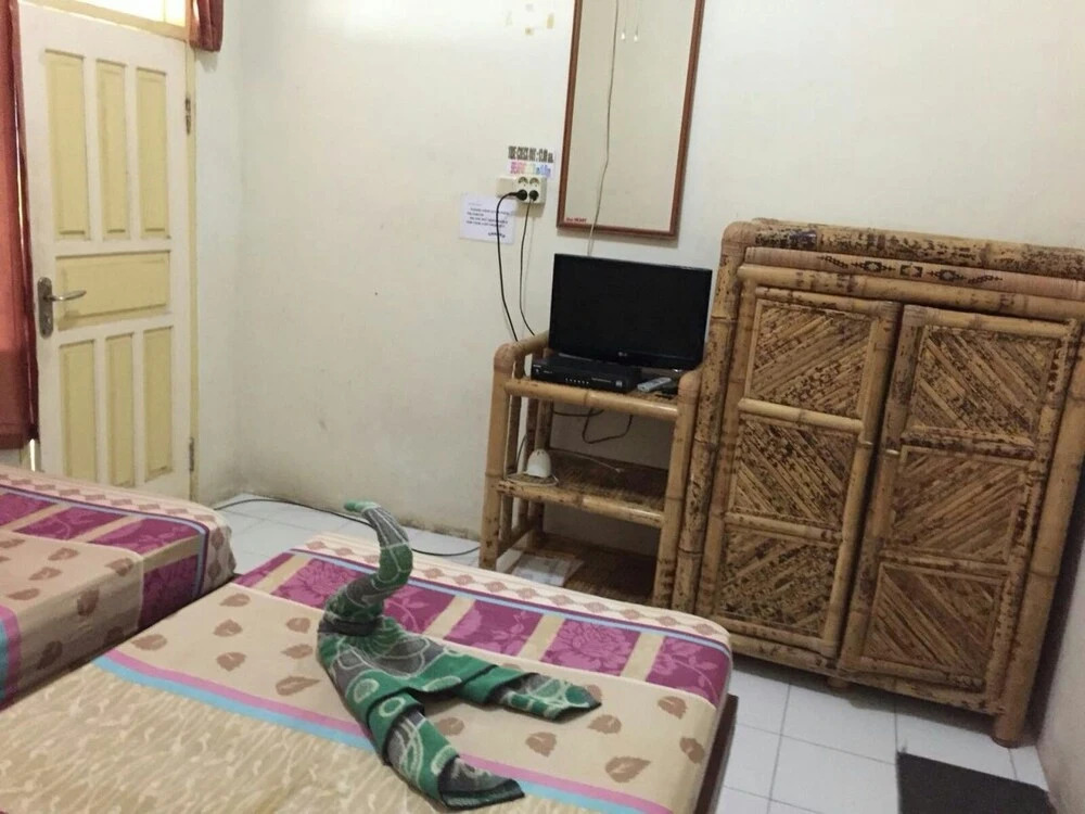 New Taman Sari Homestay and Restaurant