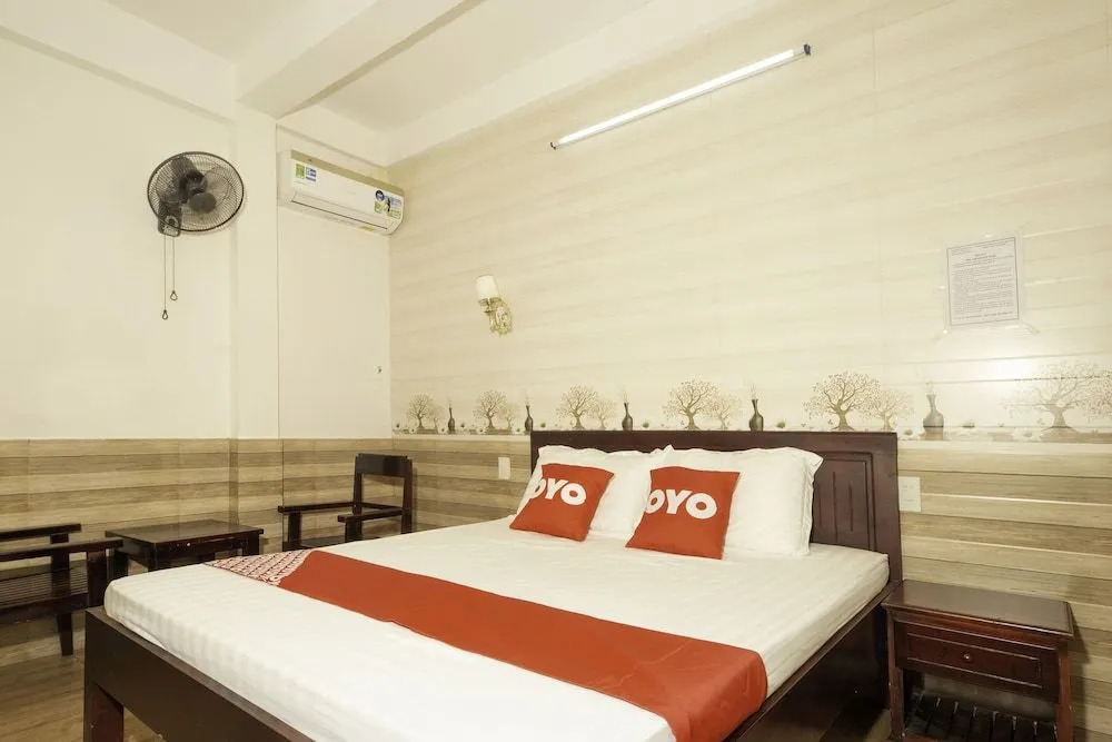 OYO 921 Truong An Motel