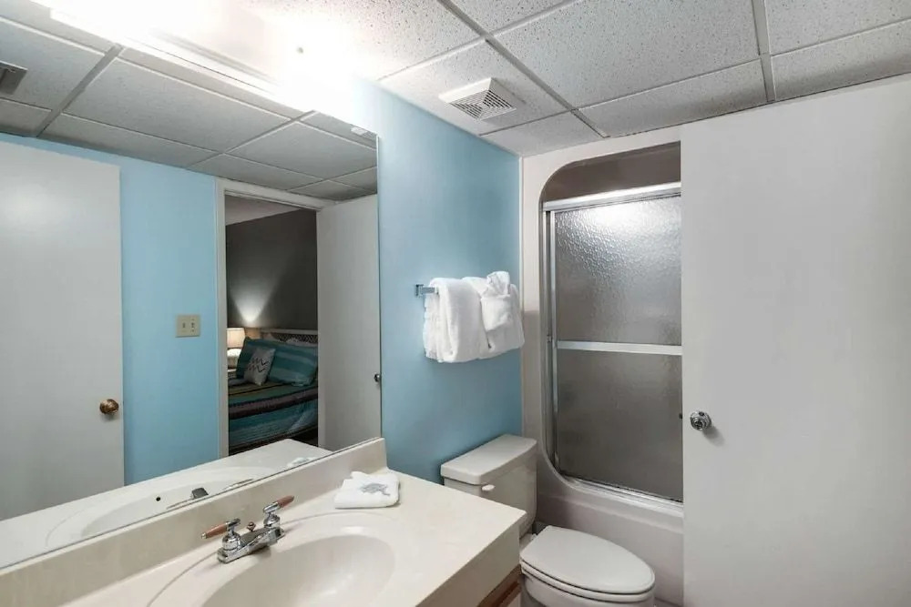 Edgewater Golf Villa 2106