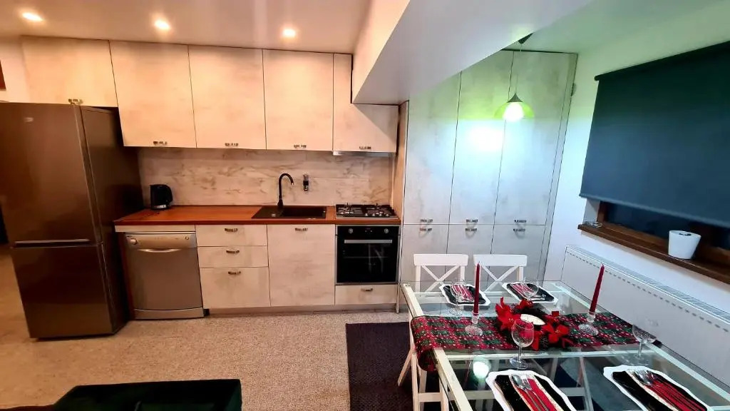 La Fluturi Apartament