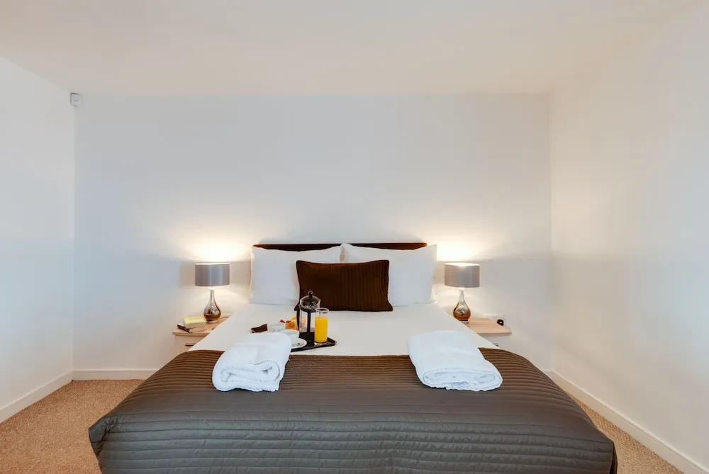 Base Serviced Apartments - Duke Street