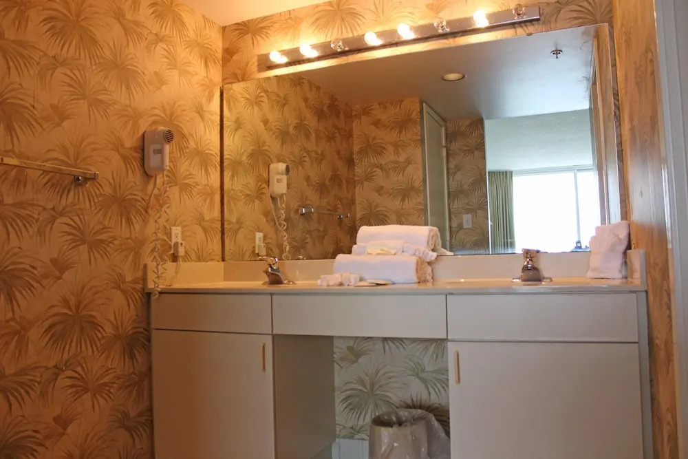 Beautiful Myrtle Beach Condo at Kingston
